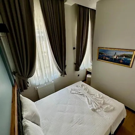 Szálloda Newalla Old 5*