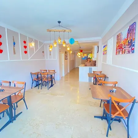Ceylan Otel *