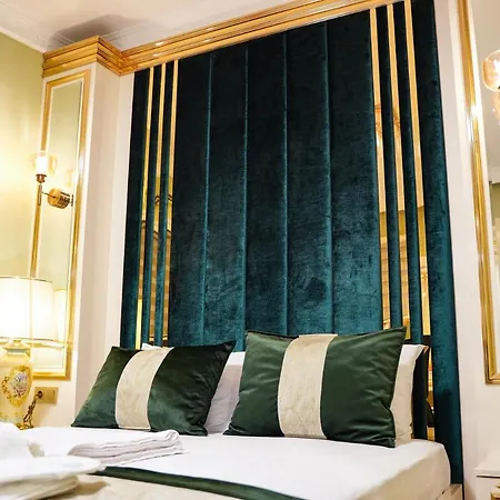Whitemoon Taksim Aparthotel