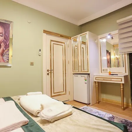 Whitemoon Taksim Aparthotel