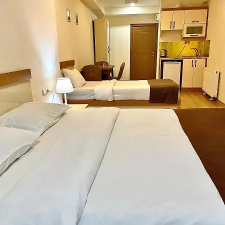 Newaz Aparthotel