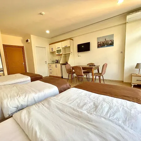 Aparthotel Newaz