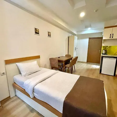 Newaz Aparthotel