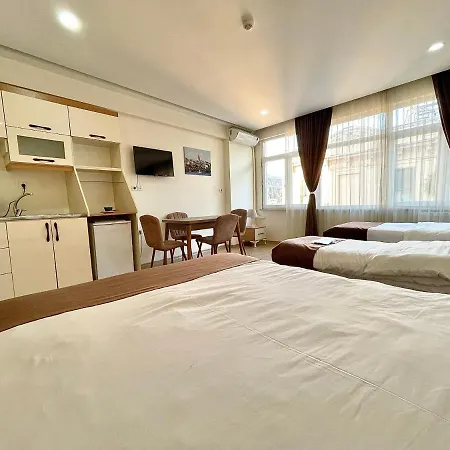 Newaz Aparthotel *