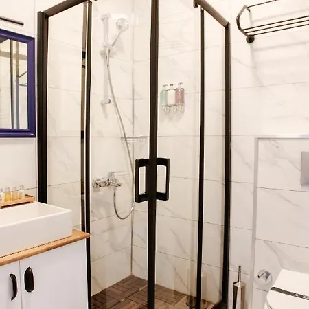 Istiklal Street Taksim House Yamalya Hotel 5*