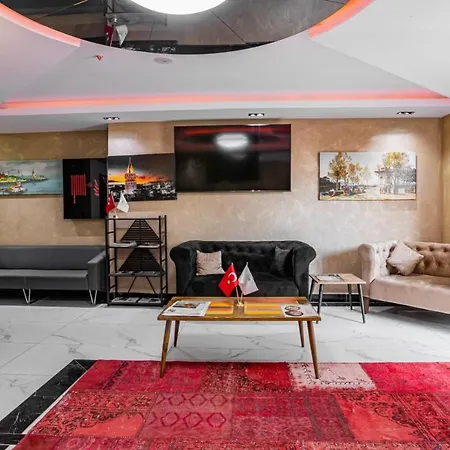 Mays Royal Hotel