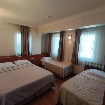 Nayla Hotel