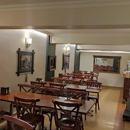 Hotel Nayla