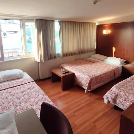 Nayla Hotel