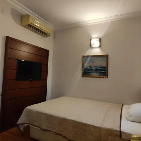 Hotel Nayla