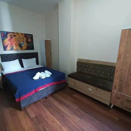 Diamond Aparthotel