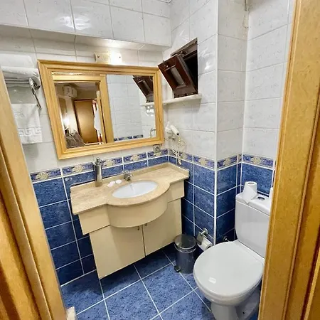 Grand Hisar Taksim Hotel 3*