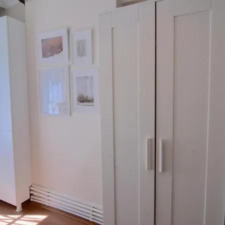 Apartment Cozy 3br Retreat Modern Comfort *