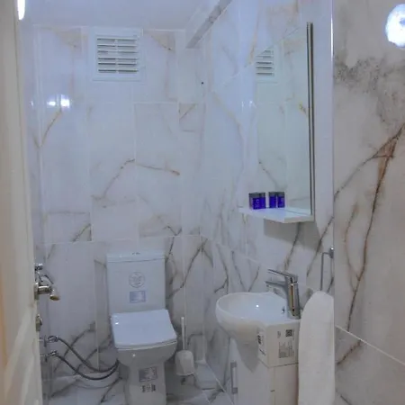 Cozy 3br Retreat Modern Comfort * Istanbul