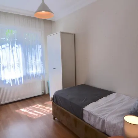 Apartment Cozy 3br Retreat Modern Comfort *