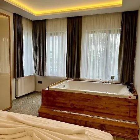 Newalla Old 5* Isztambul