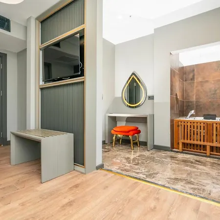 216 Ruby Otel