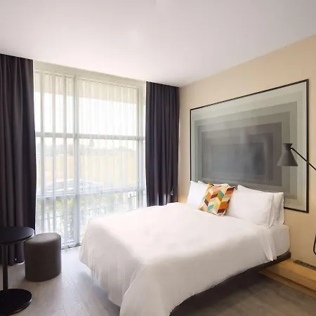 Hotel Ibis Airport