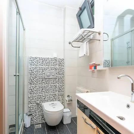 Comfort Hotel 4*