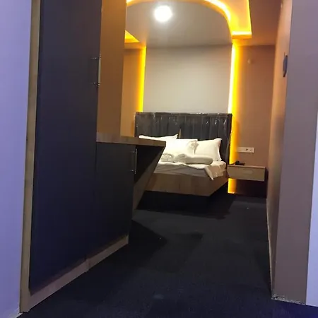 Marit Blue Otel *