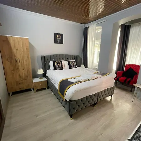 Taksim Red Bed & Breakfast Istanbul