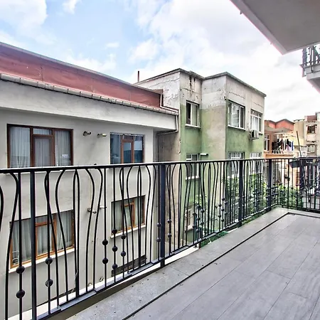 Appartement New Build With Modern Amenities And Balcony *