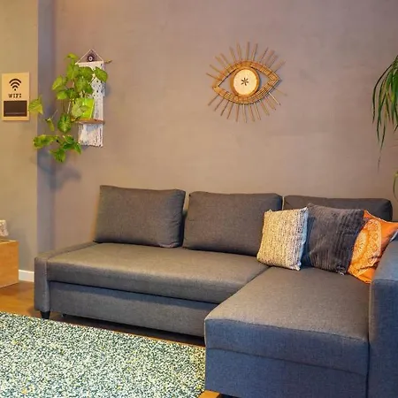 Cosy Flat With A Garden In Kadikoy Apartment Istanbul