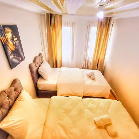 Taksim History Wooden Hostal *