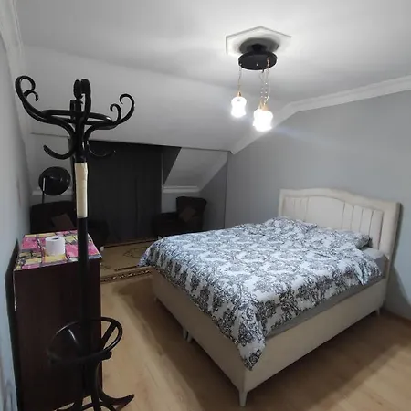 Bed & Breakfast N Play *
