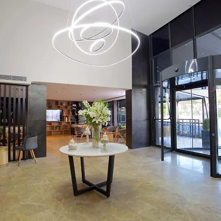 Days By Wyndham Arnavutkoy Hotel 3*