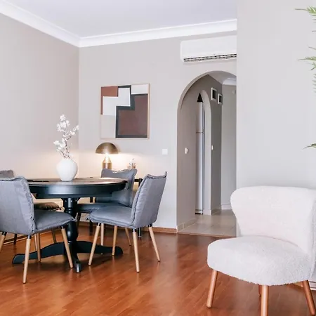 Stylish Retreat W Balcony 2 Min To Bagdat Ave Apartment Istanbul