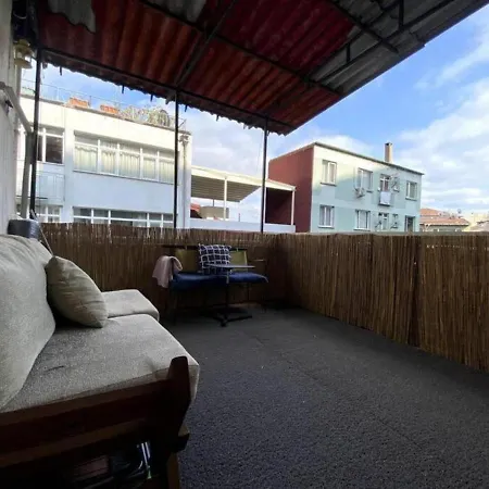 Apartment Cozy Terrace House 2min Walking To Taksim Square Istanbul