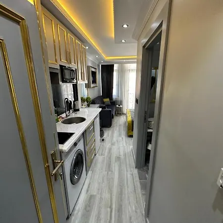 Taksim Larissa