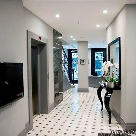 Taksim Prelude מלון 4*