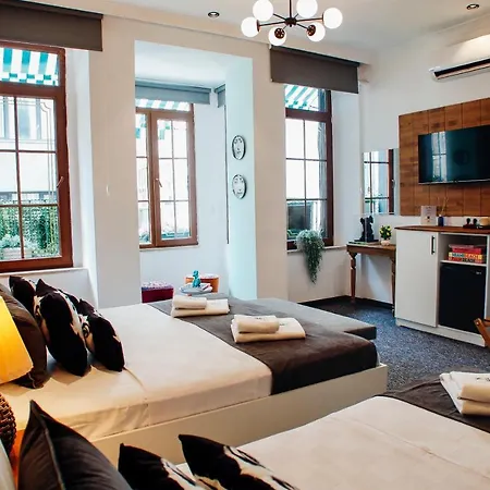 Istiklal Street Taksim House Yamalya Istanbul
