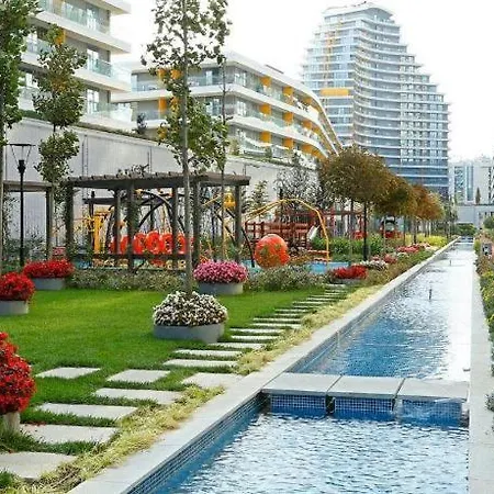 Batisehir Compound Luxury 1 Bedroom Apartment Istanbul