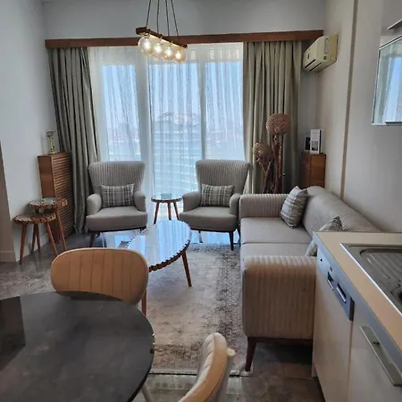 Batisehir Compound Luxury 1 Bedroom Apartment Istanbul