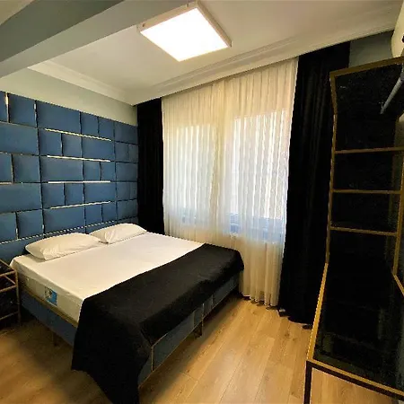 Hotel Orange Airport