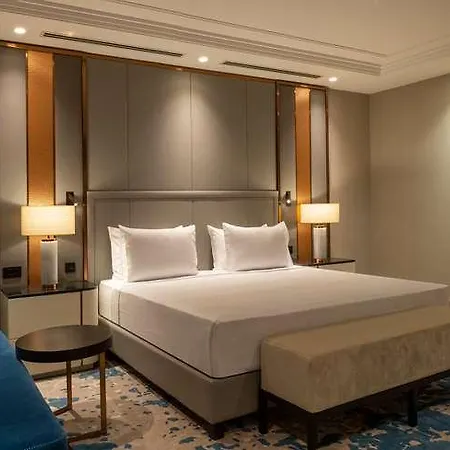 Hilton Mall Of