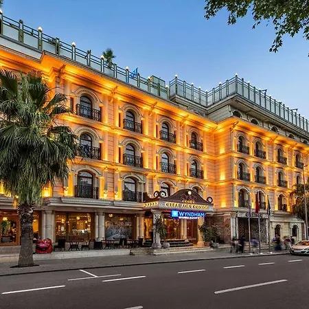 Wyndham Old Hotel *