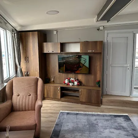 Bogaz Manzarali Luks Penthouse Ve Teras * Istanbul