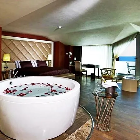 Taba Luxury And Hotel Istanboel