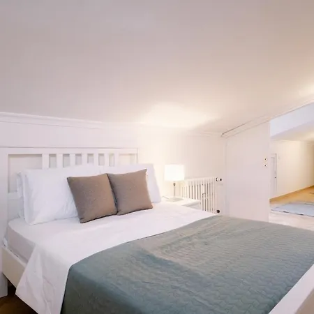 Sea View Duplex With Terrace 5 Min To Marina Istanbul