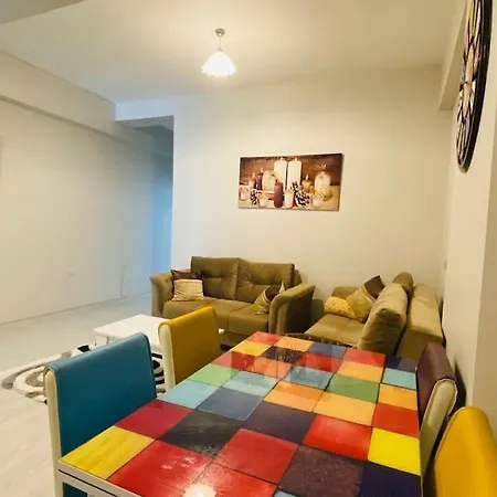 Sisli Pangalti Da 2+1 Jakuzili Lux Daire