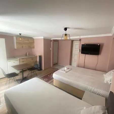 Aparthotel Apart Reina Prestij *