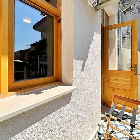 Refurbished Triplex In Taksim Provincia di Istanbul