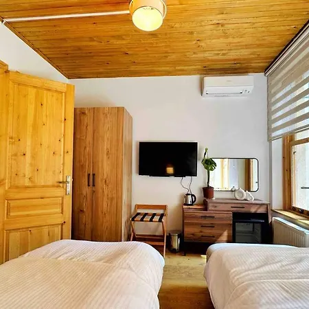 Refurbished Triplex In Taksim Casa vacanze