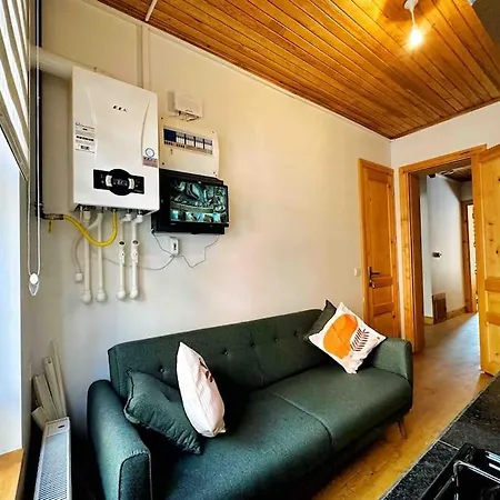 Refurbished Triplex In Taksim Casa vacanze *