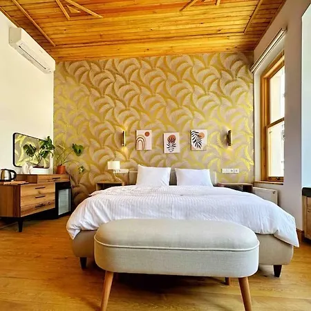 Refurbished Triplex In Taksim Casa vacanze *