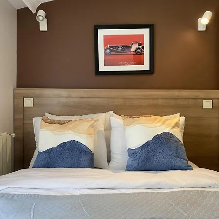Hotel Meridian *